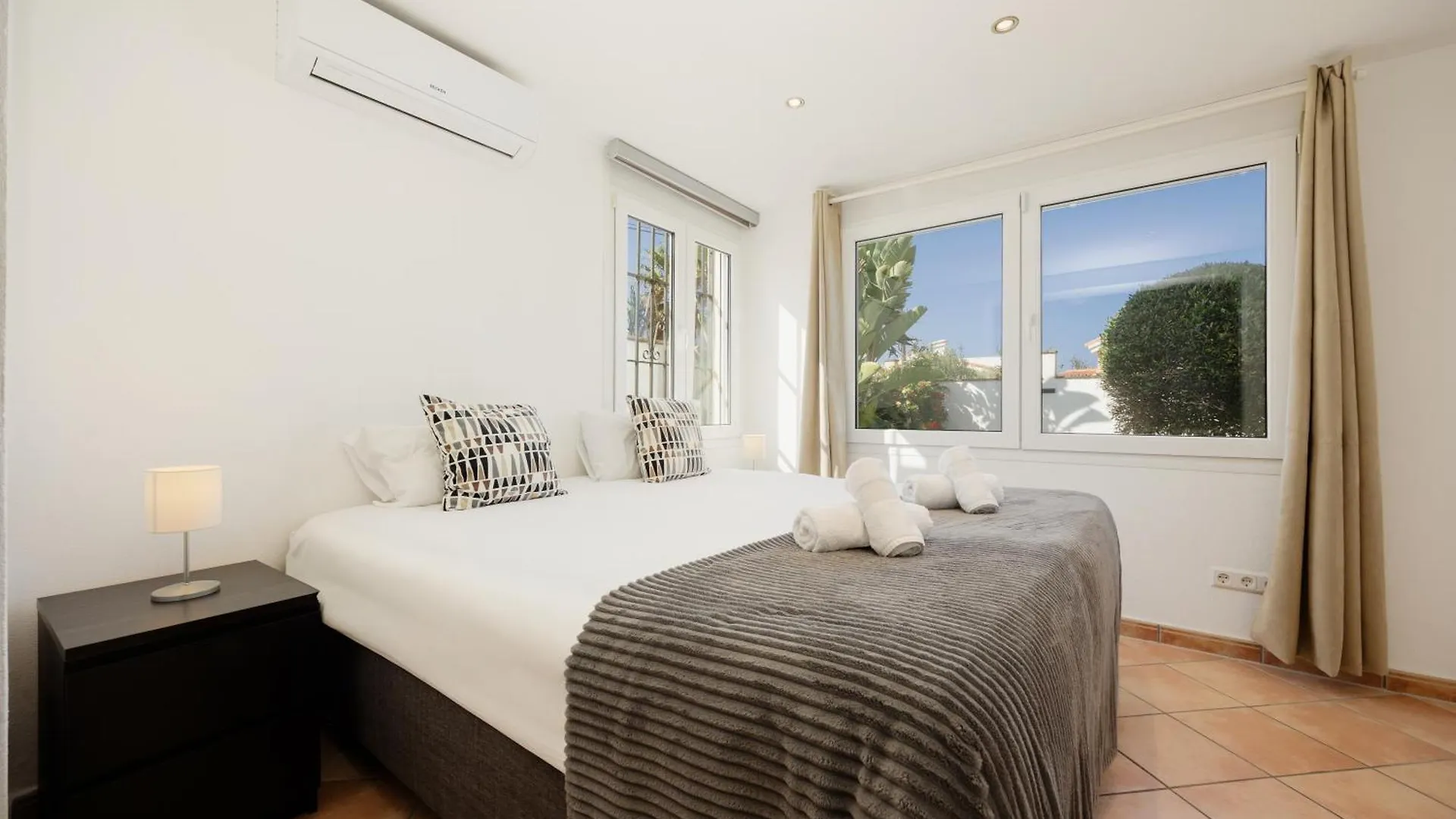 In The Second Line, Modern Beachfront Holiday Home In Costabella, Marbella