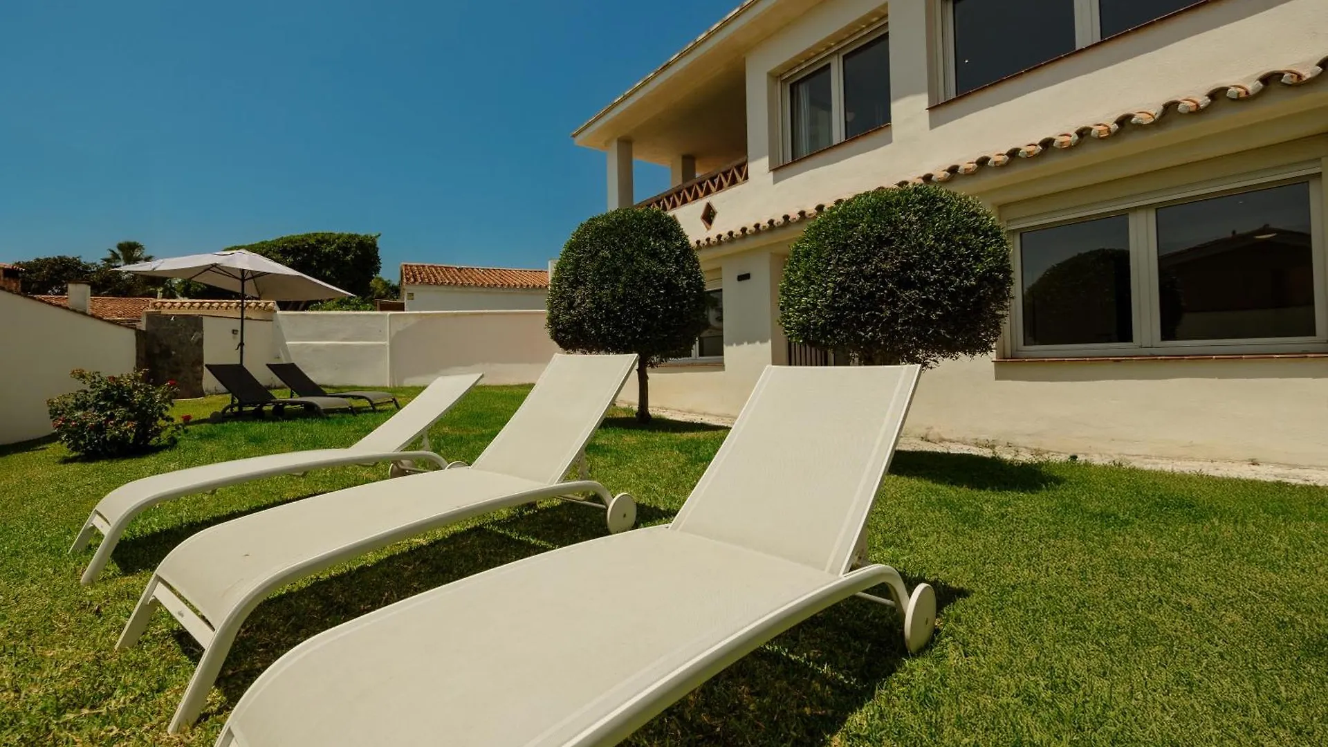 In The Second Line, Modern Beachfront Holiday Home In Costabella, Marbella